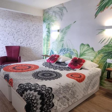 Damara Apartment Калпе Екстериор снимка
